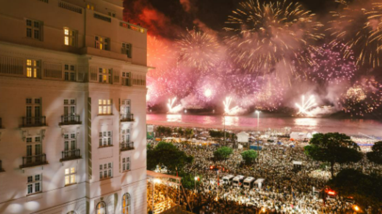 R&eacute;veillon no ic&ocirc;nico Copacabana Palace