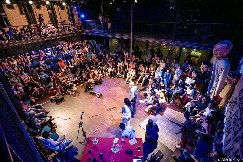 A arquitetura do Teatro de Cont&ecirc;iner rompeu padr&otilde;es com um equipamento cultural sustent&aacute;vel e acess&iacute;vel, em um terreno antes abandonado.