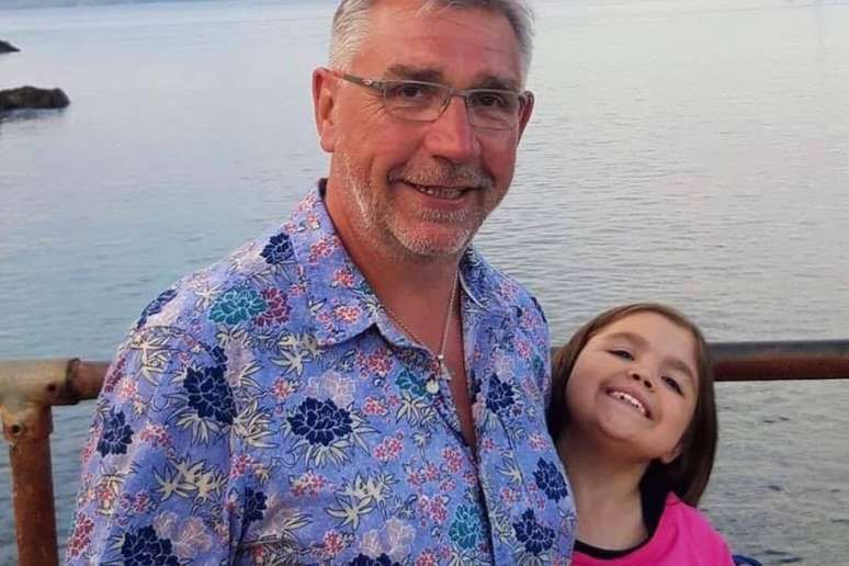 Brit&acirc;nico Andy Emmott doou um rim para uma crian&ccedil;a de 11 anos