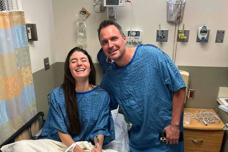  Steven Register foi salvo ap&oacute;s receber um transplante de f&iacute;gado de Kristin Johnston