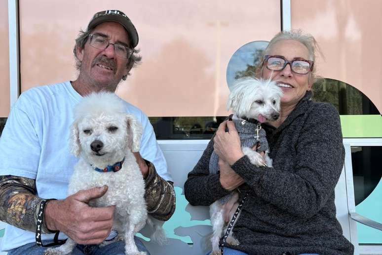 Fam&iacute;lia completa