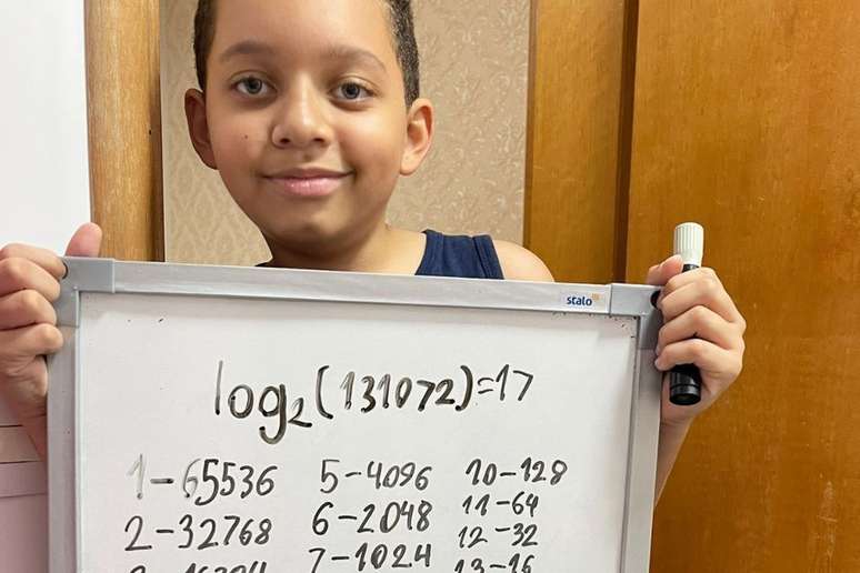Rafael Kessler, de 11 anos, criou f&oacute;rmula de matem&aacute;tica