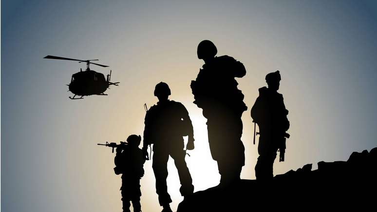 Focar em objetivos, reviver aliados e colaborar com o esquadr&atilde;o &eacute; o caminho mais consistente para vencer partidas em 2025 &ndash; depositphotos.com / haizuladri