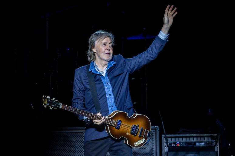 O cantor brit&acirc;nico Paul McCartney afirmou que o sucesso Yesterday surgiu enquanto ele despertava certa manh&atilde;