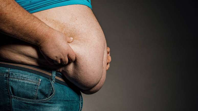 A nova diretriz da OMS sobre GLP-1 para obesidade estabelece recomenda&ccedil;&otilde;es condicionais para o uso desses medicamentos em adultos com IMC igual ou superior a 30, excetuando gestantes &ndash; depositphotos.com / FussSergei