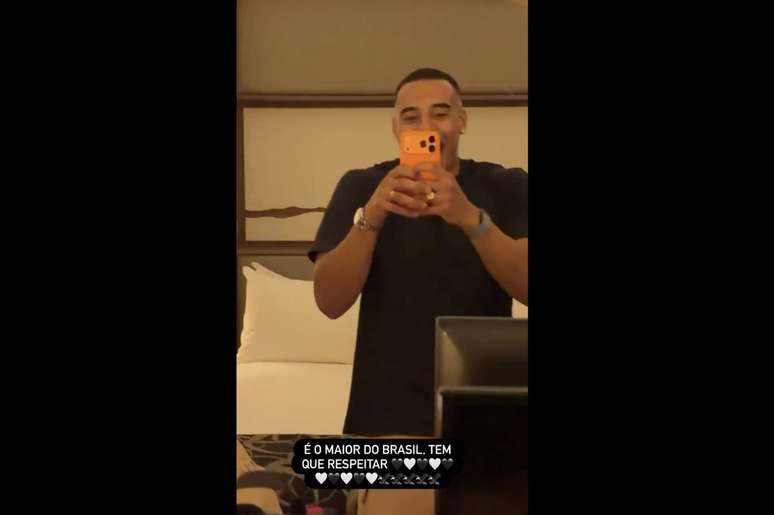 Zagueiro Murillo celebrou o t&iacute;tulo do Corinthians, seu clube formador &ndash;