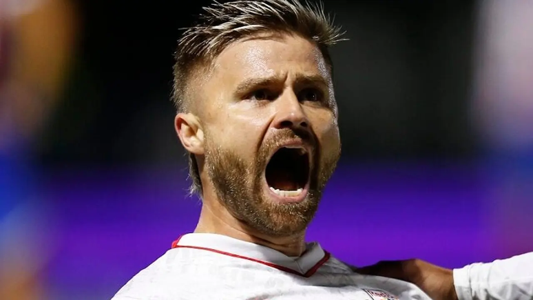 Sasha foi carrasco do Athletico-PR em 2024, ano do &uacute;ltimo rebaixamento do Furac&atilde;o. 