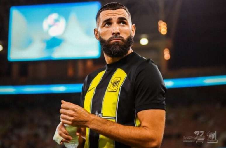 Divulga&ccedil;&atilde;o - Legenda: Benzema &eacute; um amante de obras de arte