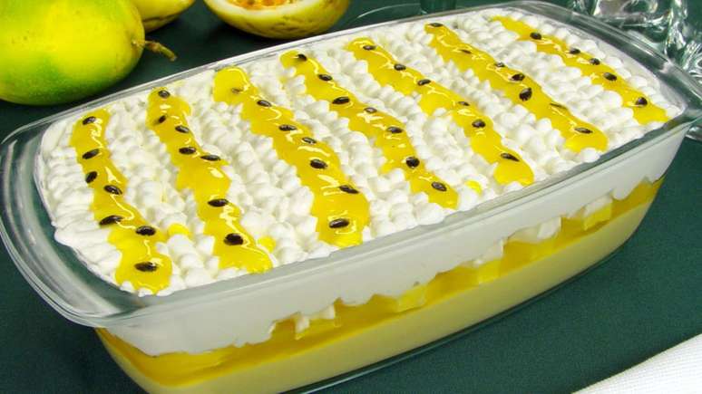 Doce de maracuj&aacute; com chantilly &ndash; Foto: Guia da Cozinha