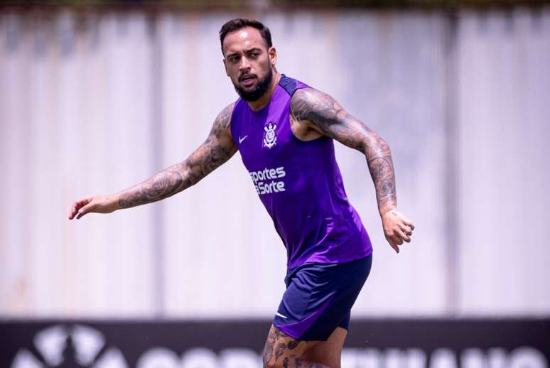 Maycon deixa renova&ccedil;&atilde;o com o Corinthians de lado e foca na Copa do Brasil &ndash;