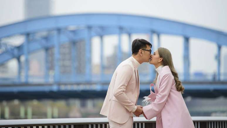 No pa&iacute;s oriental o Natal se aproxima mais de um &ldquo;Dia dos Namorados de inverno&rdquo; &ndash; depositphotos.com / brostock01