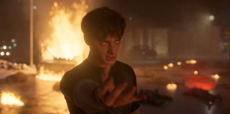 Noah Schnapp interpreta Will Byers, que descobre seus poderes na quinta temporada.