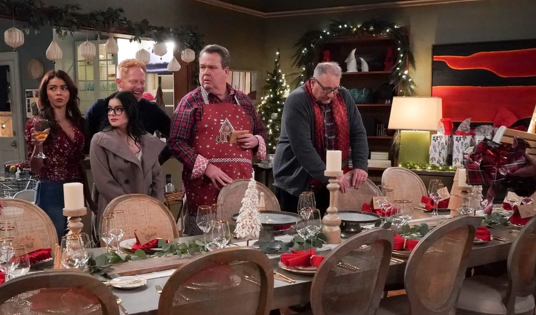 நிபுணர்களின் கூற்றுப்படி, கிறிஸ்துமஸ் மற்றும் புத்தாண்டை உங்கள் குடும்பத்துடன் கொண்டாடுவதற்கு அவசியமான 3 ஆரோக்கியமான பழக்கங்கள்.