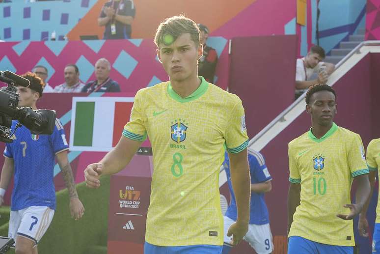 Tiaguinho teve destaque no Mundial Sub-17 &ndash;