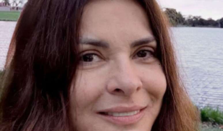 மாரா மாராவில்ஹா கிறிஸ்துமஸ் ஈவ் நண்பர்கள், குடும்பத்தினர் மற்றும் அவரது கணவர் கேப்ரியல் ஆகியோருடன் கழித்தார்.