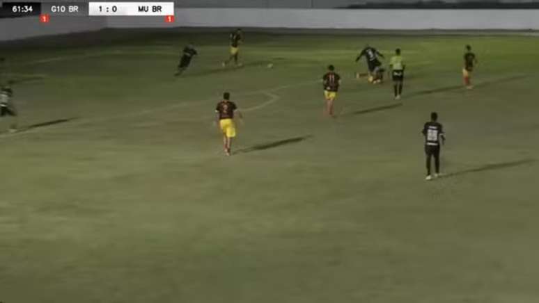 Confus&atilde;o come&ccedil;ou quando Ari foi derrubado e partiu pra briga &ndash;