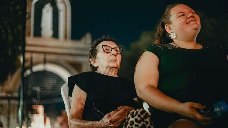 T&acirc;nia Maria e a neta no festival Curta Caic&oacute;