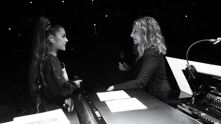 2019 இல் அரியானா கிராண்டே மற்றும் பார்பரா ஸ்ட்ரைசாண்ட்