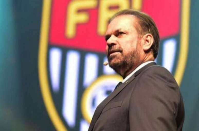 தொடர் A1 இல் ரிவாலோவால் ஸ்பான்சர் செய்யப்பட்டவர் கேபிவாரியானோ மட்டுமே. ஆனால் மற்ற பாலிஸ்டோ பிரிவுகளில், நிறுவனம் 48 போட்டியாளர்களில் 45 பேரில் பிராண்டைக் காட்டுகிறது.