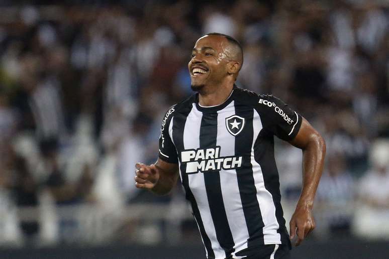 Volante Marlon Freitas, do Botafogo 