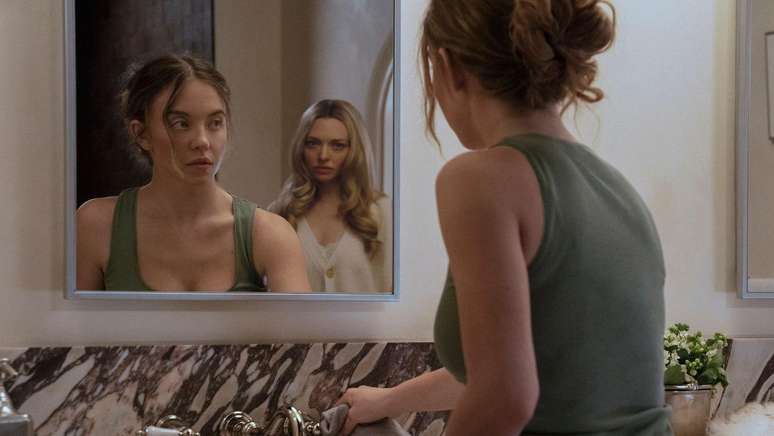 Sweeney e Amanda Seyfried foram escaladas para A Empregada devido &agrave;s suas semelhan&ccedil;as f&iacute;sicas