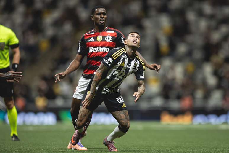 Evertton Ara&uacute;jo n&atilde;o foi titular absoluto no Flamengo &ndash;