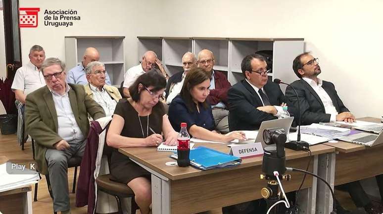 Nove ex-militares s&atilde;o r&eacute;us e se declaram inocentes no julgamento pelos abusos cometidos contra moradores de San Javier durante o governo de fato.