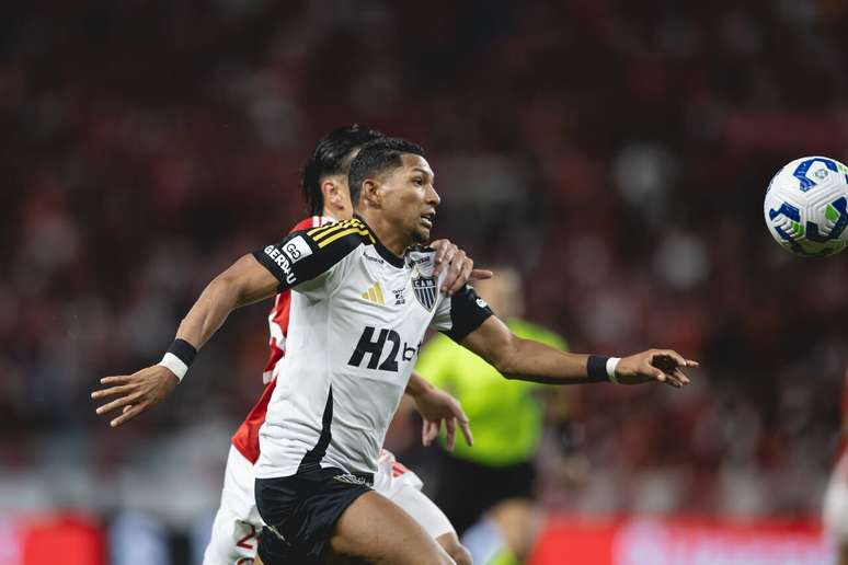 Rony interessa ao Santos para a temporada de 2026 &ndash;