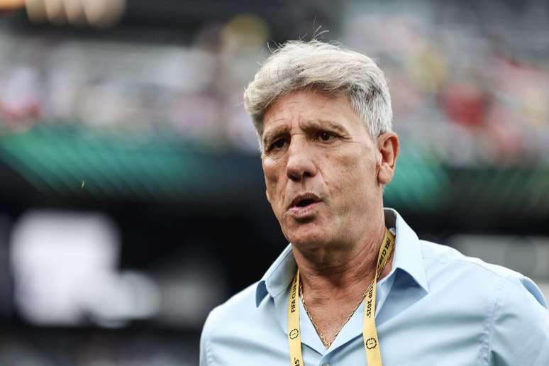 Renato Ga&uacute;cho garante que seguir&aacute; de f&eacute;rias por pelo menos mais tr&ecirc;s meses &ndash;