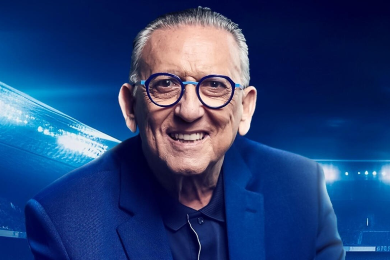 Galv&atilde;o Bueno j&aacute; est&aacute; em casa ap&oacute;s se recuperar de uma pneumonia.