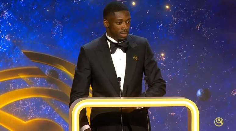 Demb&eacute;l&eacute; vence pr&ecirc;mio de melhor jogador pelo Globe Soccer Awards &ndash;