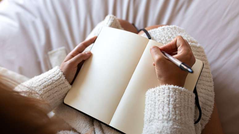 O uso de linguagem r&iacute;gida, como "sempre" ou "nunca", pode levar a uma abordagem de tudo ou nada.