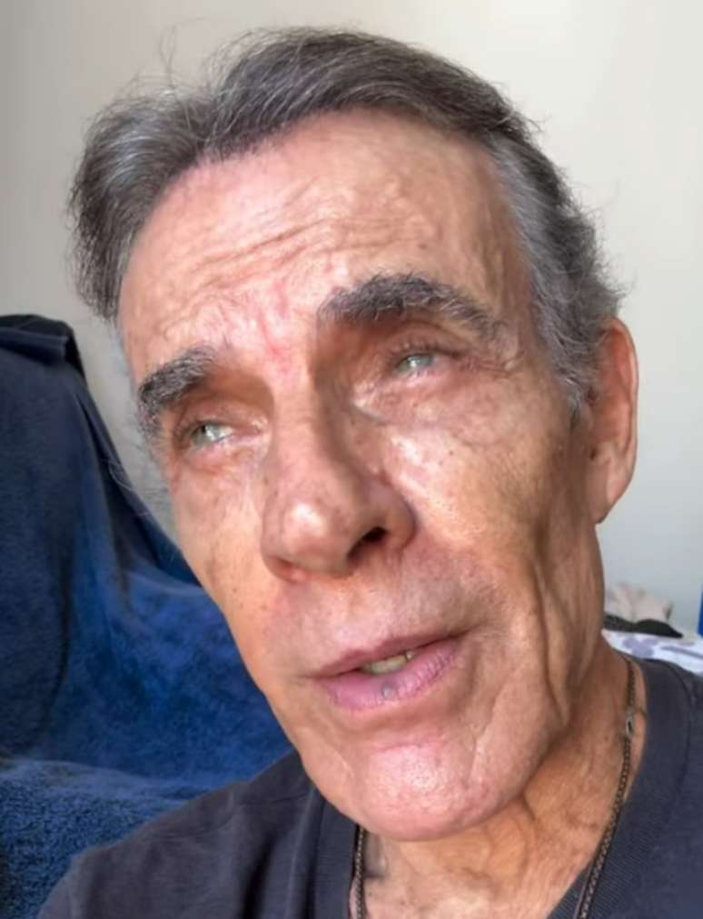 M&aacute;rio Gomes em frame de v&iacute;deo em que pede doa&ccedil;&otilde;es ap&oacute;s dificuldades financeiras.