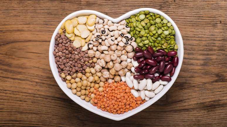 Fibras, prote&iacute;nas e pequenas mudan&ccedil;as na rotina podem suavizar o pico de a&ccedil;&uacute;car no sangue &ndash; depositphotos.com / pressmaster