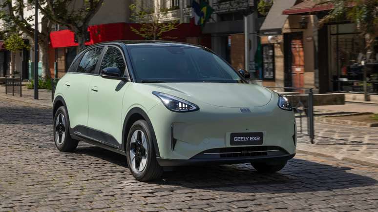 Geely EX2: carta na manga da estrat&eacute;gia industrial da associa&ccedil;&atilde;o