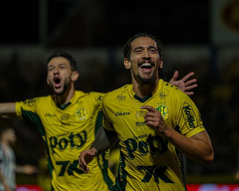 Chico da Costa pelo Mirassol 