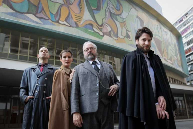 Teatro voltou ao Teatro Cultura Art&iacute;stica com 'Freud e o Visitante'.