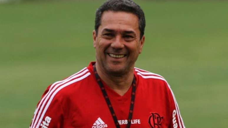 Vanderlei Luxemburgo teve longa passagem pelo Flamengo entre 2010 e 2012 &ndash;
