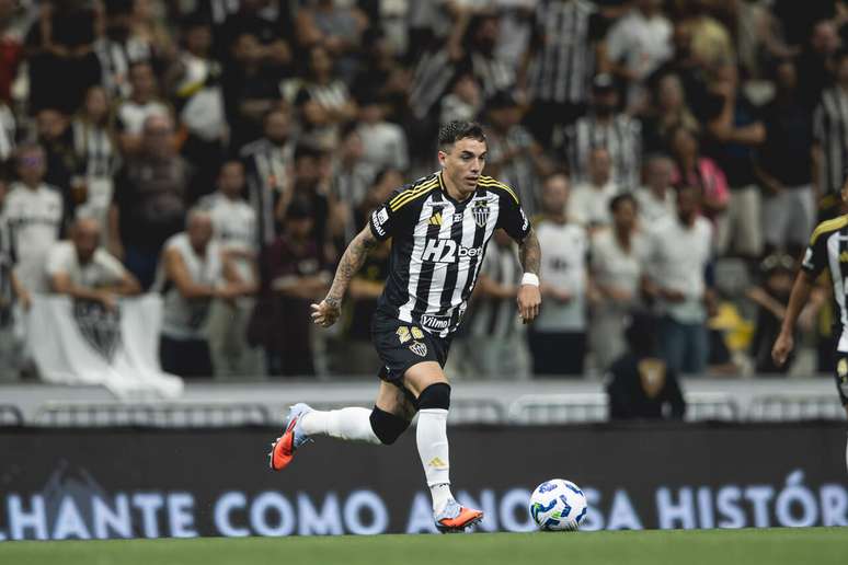 Saravia queria renovar com o Atl&eacute;tico-MG por mais dois anos, mas o clube ofereceu apenas um ano de contrato &ndash;