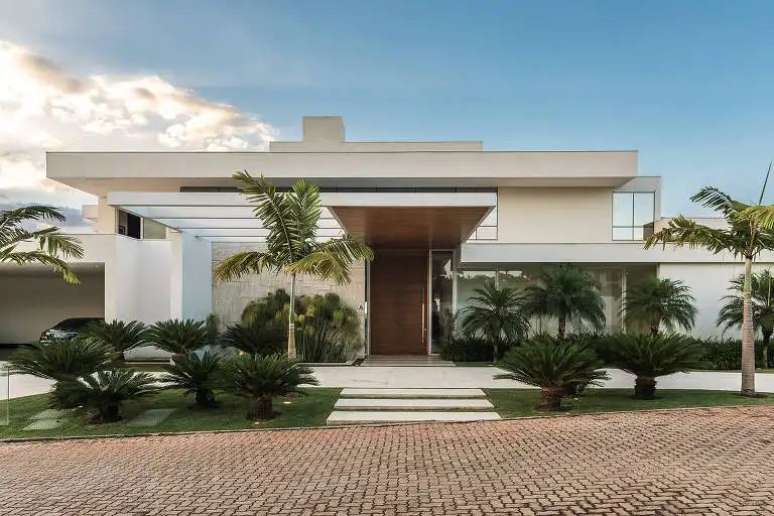 బ్రెసిలియాలోని మోరేస్ మరియు రాజకీయ నాయకులను వోర్కారో స్వీకరించిన R$36 మిలియన్ల భవనానికి ప్రవేశం 