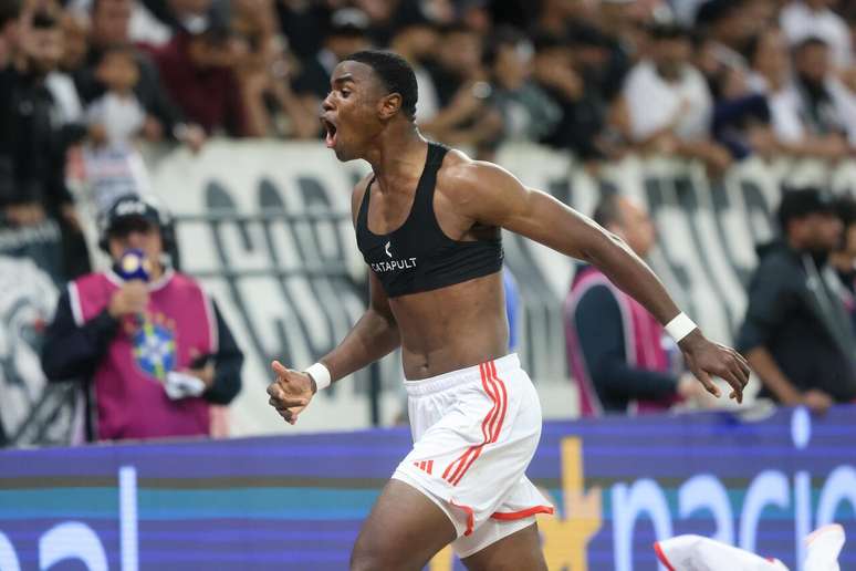 Jovem teve bons momentos com a camisa colorada &ndash;