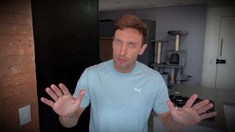 O humorista L&eacute;o Lins