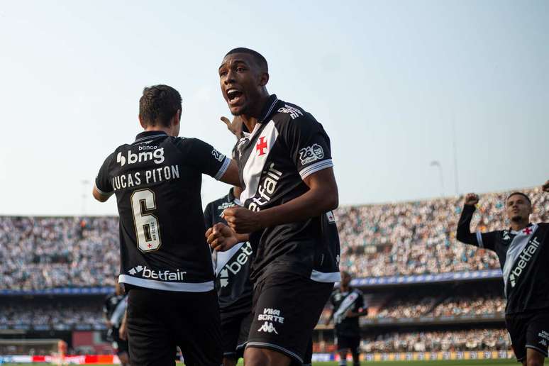 O Vasco atropelou o Santos de Neymar, em pleno Morumbis. Fotos: Matheus Lima/Vasco.