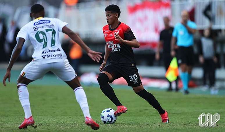 Jovem estava emprestado ao Athletico em 2025 &ndash;