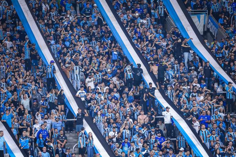 (FOTO: LUCAS UEBEL/GR&Ecirc;MIO FBPA)