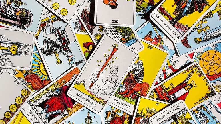 Veja o que as cartas revelam para seu signo em Janeiro