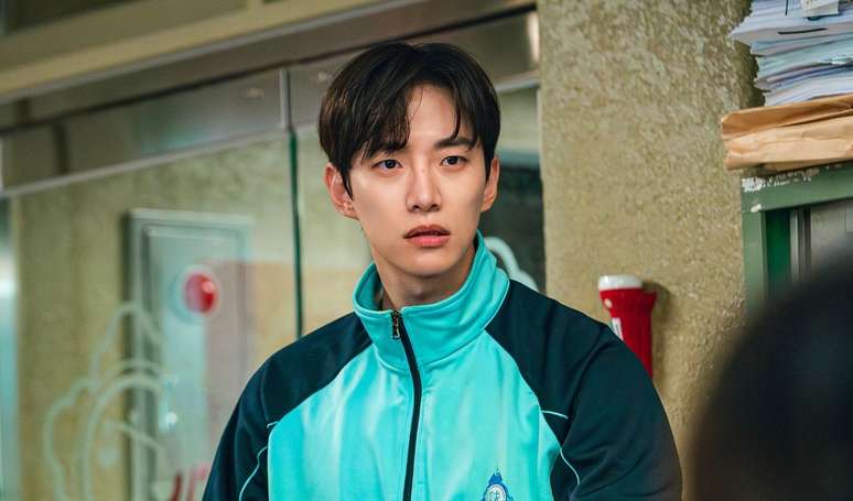 Perfeito para maratonar hoje: com 8 epis&oacute;dios, esse dorama da Netflix superou 'Beijo Explosivo' e &eacute; o mais assistido do mundo do momento.