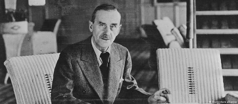 Thomas Mann deixou a Alemanha antes da chegada de Adolf Hitler ao poder