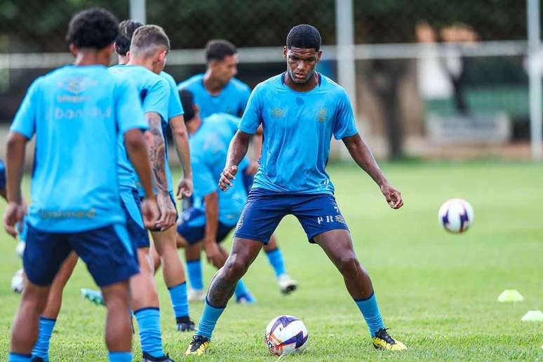 Gr&ecirc;mio esttria na Copinha nesta sexta-feira diante do campe&atilde;o Sergipano, o Falcon.