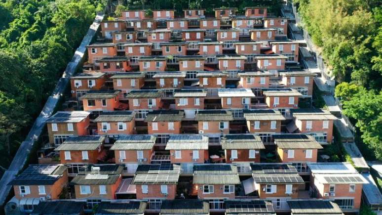 Condom&iacute;nio tem andares escalonados, com cada rua interna em um n&iacute;vel diferente.